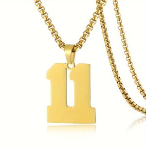 TEMU 남성 운동선수를 위해 디자인된 금색 디지털 숫자 펜던트 목걸이 1개. 24인치 316L 스테인리스 스틸 체인으로 구성되어 있습니다. 이 스포츠 저지 번호 목걸이는 야구, 축구, 농구, 아이스 하키 및 축구에 적합합니다.