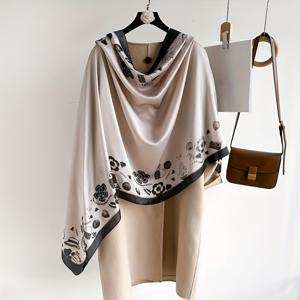 TEMU 1pc 우아한 플로럴 프린트 폴리에스터 스카프 - 고품질 경량 새틴 숄, 세련된 방풍 및 따뜻한 넥 랩, 캐주얼 주말 사용을 위한 대형 롱 스카프