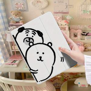 TEMU 아이패드 케이스에 내장된 펜 트레이가 있는 스스로 자신을 비하하는 곰 - 귀여운 만화 디자인, 아이패드 9.7/10.2/10.9/12.9/프로 11/10세대용 보호 TPU 커버, 아이패드 액세서리용 | 재미있는 디자인 | 내구성 있는 TPU 케이스, 아이패드 케이스용