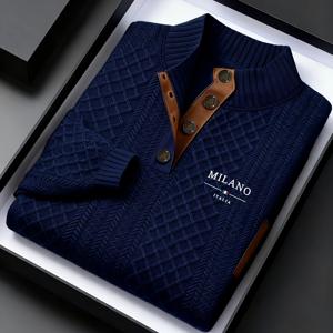 TEMU [Pearson OBM] 남성 가을/겨울 크리스마스 하이넥 자카드 니트 스웨터는 캐주얼 스타일이며, 무작위 질감의 280G/M²의 두꺼운 원단으로 제작되었습니다. 성숙하고 스타일리시한 하이넥 풀오버 디자인을 특징으로 하며, 텍스처 컬러를 사용했습니다.