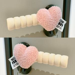 TEMU 핑크 하트 모양 도어 스토퍼 2개 - 부드러운 플러시 충돌 벽 잠금 보호대, 내구성 좋은 플라스틱 타원형 디자인 장식용 도어 스톱 (가정 및 사무실용), 스크래치 방지 벽 보호.