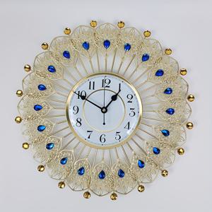 TEMU 1pc 아름다운 벽시계, 금색 액센트가 있는 현대적인 디자인, 거실, 침실, 또는 식당, 기계식 운동, 조용한 작동, 자동 끄기 기능, 금속 프레임, 1개 AA 배터리 포함, 세련된 홈 데코 시계|장식 벽시계|슬림한 금속 프레임, 벽시계 장식|벽시계|벽시계