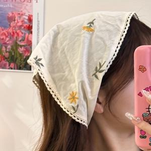 TEMU 여성용 빈티지 플로럴 자수 데이지 삼각형 스카프 헤어밴드 1개 - 밀크 옐로우 & 화이트 레이스 트림, 우아한 봄 여름 머리 액세서리, 문학적 예술 선물 헤드기어