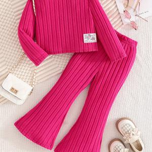 TEMU 세련된 라운드넥 상의와 플레어 팬츠의 투피스 세트는 우아하고 귀여운 데일리 아웃도어룩에 완벽합니다. 여아용 의류의 새로운 가을 컬렉션으로, 선물용으로 이상적이며, 야외 활동에 적합합니다.