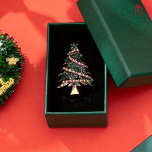 TEMU 원피스 여성 브로치, 라펠 핀, 스카프 클립 - 우아한 멀티컬러 크리스마스 트리 클래식 디자인, 여성 크리스마스 파티를 위한 다용도 선물, 선물 박스 포함