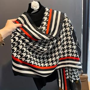 TEMU 우아한 여성용 하운드스타치 스카프 - 대형 캐주얼 주말 숄 스카프 - 장식용, 통기성 좋고 따뜻함, 신축성 없음, 프린트 타이-dye 디자인, 다기능 비치 랩, 오버사이즈 스카프.