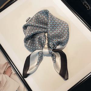 TEMU 1개 우아한 봄/여름용 블루 라운드 링 브라운 엣지 70 스퀘어 스카프, 얇고 통기성 좋은 장식 헤드스카프, 어머니날 선물로 적합 남녀 공용