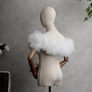 TEMU 클래식 화이트 숏 푹신한 우아한 신축성 브레이스트, 조절 가능한 스트랩, 숄 및 케이프와 같은 브라이덜 웨딩 드레스 액세서리에 완벽합니다.