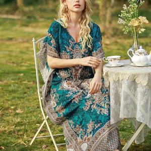 TEMU 플러스 사이즈, 2023 플로럴 프린트 맥시 드레스 - 중동 스타일 배트윙 소매 & 사이드 슬릿, 루즈핏 H라인 실루엣, 봄/여름 해변 휴가용 가벼운 비치웨어 드레스