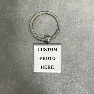 TEMU 1개 맞춤 사진 로고 키체인, 가족, 커플 또는 반려동물 이미지로 맞춤 디자인, 사각 유리 펜던트, 남녀 모두에게 적합하며 패셔너블, 액세서리 걸이, 키링으로 사용하기 좋고, 특별한 날을 위한 기념 선물로 완벽합니다.