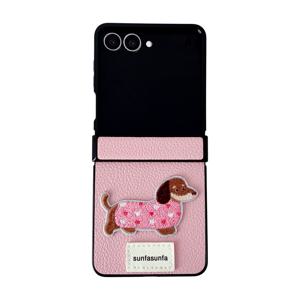 TEMU 폰 케이스: 다섯 가지 색상의 리치 패턴 닥스훈트 삼단 폰 케이스, 풀바디 충격 방지 보호 커버, 갤럭시 Z 플립3, Z 플립4, Z 플립5, Z 플립6, Z 플립7용 창의적 니치 디자인