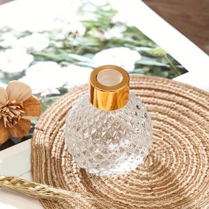 TEMU 100ML 리드 디퓨저 장식 병, 빈 리드 디퓨저 병, 골드 또는 블랙 뚜껑이 달린 향기 주머니, 에센셜 오일 용기, 향기 액세서리, 홈 데코에 적합, 독특하게 디자인된 병, 가정 및 사무실 미니 투명 G에 이상적