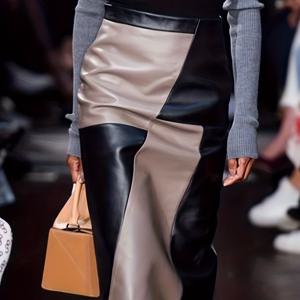 TEMU 여성용 빈티지 엘레강스 시티 봄/가을 PU 하이웨이스트 데일리 레귤러 미디 스커트, 컬러 블록 컷, 백 슬릿 라이닝 디자인, 비정형 슬림 패션 디자인 여성 의류, 가족 모임 및 패션 출근룩에 적합, 캣워크 클래식 런웨이 스타일