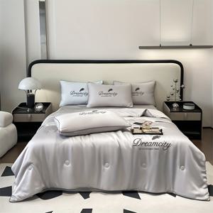 TEMU 1개 초소프트 여름 쿨링 이불, 1개 여름 쿨링 이불 (베개커버 없음), 럭셔리 쿨링 아이스 실키 섬유 패브릭 자수 휴대가 편리한 에어컨 이불, 다기능 쿨링 여름 이불, 통기성 및 내구성, 세탁기 사용 가능, 싱글/더블 침대에 완벽, 호텔 등급 럭셔리 침실, 게스트룸, 사무실, 소파, 여행, 야외 캠핑, 휴대용 홈 데코 이불, 사계절 사용 가능