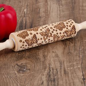 TEMU 1pc, 13.7인치 나무 나비 도장 롤링핀, 깊은 레이저 조각 나무 롤러 비스킷 스탬프 도구, 제과, 케이크 베이킹 및 클레이 아트용, 다양한 나비와 꽃 무늬 도장 롤링핀, 베이킹 용품