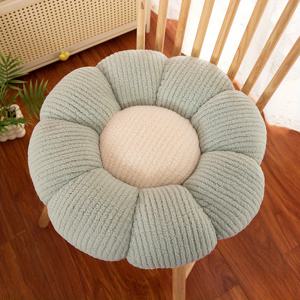 TEMU 1개 37cm/14.57인치 소프트 데이지 플러시 쿠션 - 사계절용 푹신한 꽃바닥 매트, 베이 윈도우용 초소프트 의자 패드, 장식, 다리 꼬기 앉기에 이상적, 침대와 소파용, 귀여운 기숙사 인테리어 액센트, 데코레이티브 베개|소파패드