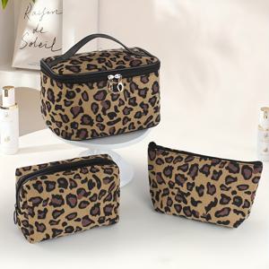 TEMU 패션 빈티지 메이크업 가방 3개 세트 (벨벳 시리즈) -- 클래식 프린트와 다양한 스타일의 수납 옵션. 대용량, 경량 및 휴대용, 가정용 및 여행용으로 적합. 완벽한 선물.