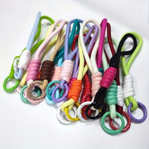 TEMU 테라스 컵용 컬러풀 야외 나일론 넥 스트랩 10개 세트. 범용 짧은 직조 디자인 특징. 휴대폰 참, 컵 홀더, 이어폰 케이스 부착, 가방 키체인에 적합합니다.