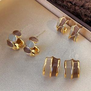 TEMU 심플하고 세련된 프렌치 감성, 라이트 럭셔리, 기하학적 불규칙, 오일 드리핑 디자인, 럭셔리 레이디스 홍콩 스타일, 데일리 커뮤팅, 레저웨어, 패셔너블 가을 겨울 귀걸이 세트 (3쌍)