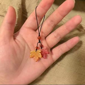 TEMU 1개 중국 단풍잎 폰 & 액세서리 - 전통 동양식/가방/헬멧/차량/캐리어 참, 스마트폰, DSLR 카메라, 야외 활동에 적합한 장식 선물