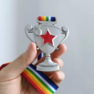 TEMU 어린이를 위한 금속 메달 - 유치원 스포츠 데이에서 우수성을 표창하는 골든 어워드, 칭찬 배지 & 트로피