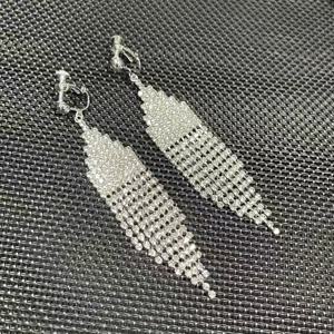 TEMU 고급스러운 롱 태슬 귀걸이, 반짝이는 라인석 장식, 피어싱 필요 없는 클립온 디자인, 파티 및 축제에 완벽함, 독특한 이어링