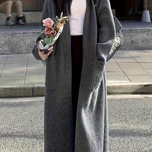 TEMU 여성용 우아한 일본/한국 스타일 가디건 - 긴소매 V넥 오픈 프론트 스웨터, 단색 시크한 오피스 출퇴근 겉옷, 부드럽고 신축성 있는 원단, 캐주얼 및 포멀한 의상에 적합한 올 시즌 레이어링 아이템, 가디건 스웨터|가디건