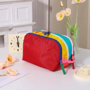 TEMU 1개 신상 도파민 컬러 여행용 메이크업 파우치, 세 개의 메인 지퍼 수납칸이 있는 패셔너블 스토리지 파우치, 휴대용 및 정리형, 일상 화장품, 화장품 및 기타 소품에 이상적, 지퍼 잠금, 견고한 구조, 여행 필수품, 가족과 친구를 위한 완벽한 선물|화장품정리함