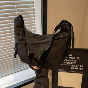 TEMU 여성 옥스포드 천 크로스바디 백 - 블랙 캐주얼 숄더백, 다중 수납 공간, 지퍼 잠금, 탈부착 가능한 숄더 스트랩 포함, 데일리 외출, 직장, 여행에 적합, 모던 디자인 및 내구성 좋은 지퍼 잠금 장치 특징