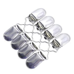 TEMU 8개 세트 헤비듀티 삼각형 스웨터 클립 - 미끄럼 방지 그립, 니트 모자·숄·카라 고정용 - 우아한 메탈릭 마감 - 재봉, 공예, 일상 및 정장용 (1.2cm/0.47인치), 뜨개질 액세서리 홀더, 덕빌 스타일 클립, 미끄럼 방지 패드