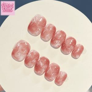 TEMU 네일 10pcs 수제 - 짧은 사각형 라운드 네일 타입 핑크 대리석 패턴 장식 네일, 살롱 등급 부드러운 반짝이는 표면, 내구성과 내구성이 뛰어난 인공 네일 액세서리, 데이 & 크리스마스 파티 장면에 완벽