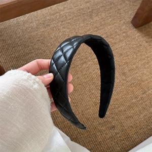 TEMU 1개 빈티지 PU 가죽 로마스 헤어밴드 여성용 - 와이드 헤어 스퀘어 디자인, 레트로 헤어 액세서리, 높은 헤어라인, 웨딩, 파티, 일상용 (단색, 내구성 & 편안함)|머리띠