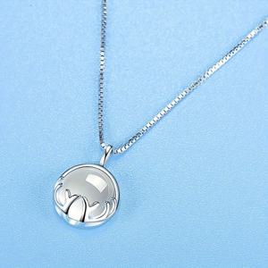 TEMU 여성을 위한 로맨틱한 달석 안테라 펜던트 목걸이 - 귀여운 동물 디자인, 흰색 골드 플레팅이 있는 구리, 일상적인 착용 및 파티에 이상적, 완벽한 웨딩 선물, 귀여운 펜던트 목걸이