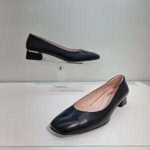 [에스콰이아] 여성 발편한 쿠션 정장 구두 굽4센치 PFCSHP510