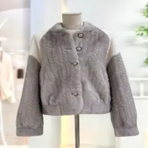 [스타일리쉬바이피클]배색 밍크 퍼 버튼 장식 무스탕 점퍼