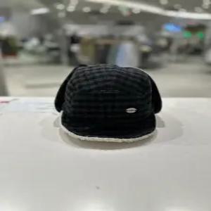 [원더플레이스] 꼬모니노즈 REVERSIBLE WOOL CHECK TROOPER HAT (WW9N3TKAC104)