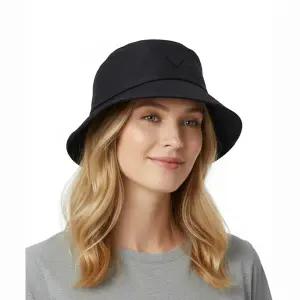 게스 GUESS 미니 삼각로고 버킷햇 MN005 1057145