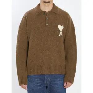 AMI 드 쾨르 로고 울 폴로 스웨터 UPL408KN0135 217