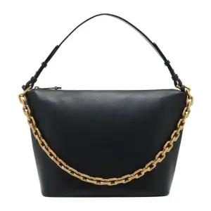 엠포리오아르마니 미디엄 체인 소프트 가죽 호보 백 EW003123 AF19173 UC001