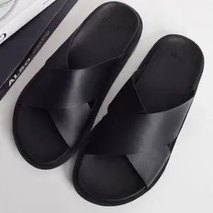 [하프클럽/]인기 신상 베스트 회사 심플 편한 슬리퍼 남성 슈즈