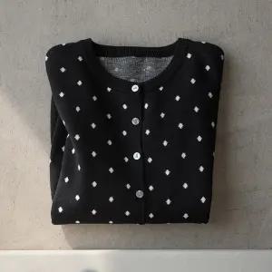 (안나앤플러스) 블링스 도트 가디건[가디건DNB6] 빅사이즈