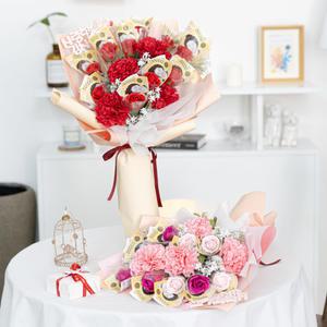 카네이션 조화 꽃다발 행복기프트 용돈 52cm 2컬러 어버이날 스승의날 감사 선물 행사 장식 소품