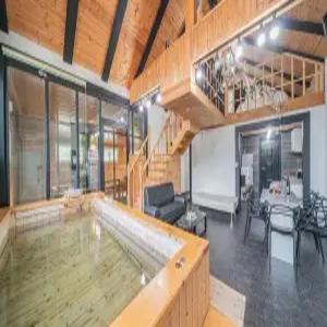 [경북 펜션] 경주 팰리스한옥키즈풀빌라펜션 (경주(보문단지,황리단길,불국사,양남,감포,안강))