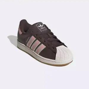 아디다스 슈퍼스타 II W [JP8167/0119577]