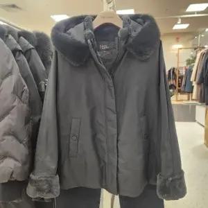 올리비아로렌 HC05 밍크트리밍후드 레빗퍼안감 고급점퍼  VOPKA3WA231