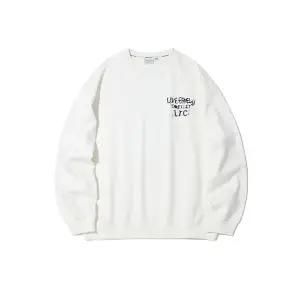 [하프클럽/] 남성 카오원포인트아플리케맨투맨 ITZ3TM31AOH (오프화이트)