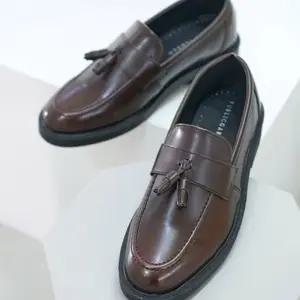 K36 제작 남성 캐쥬얼 정장 테슬 통굽 로퍼 단화 남성