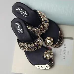 왕리본슬리퍼 엄지쪼리 웨지굽 슬리퍼 중년신발 포인트 여름신발