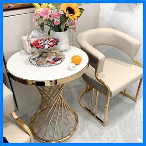 북유럽 심플 레저 원형 모서리 모서리 테이블 모조 대리석 커피 책상 가구 발코니 침실 장식