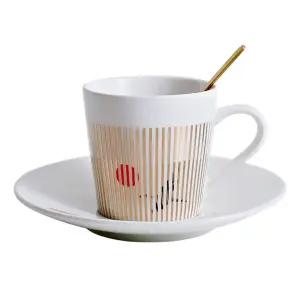 EM 움직이는 반사 커피 말 현상 머그잔 달리는 착시